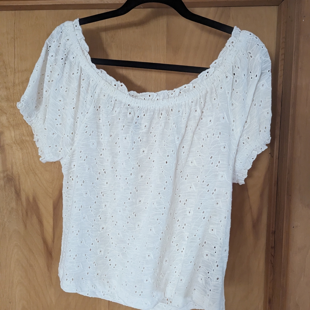Buffalo David Bitton White Flutter Sleeve Smocked Blouse
